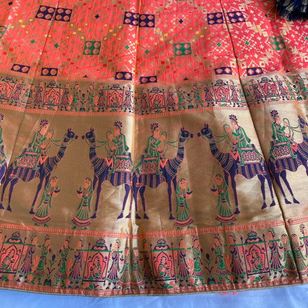 Indian pure banaras silk lengha choli - Picture 5 of 8